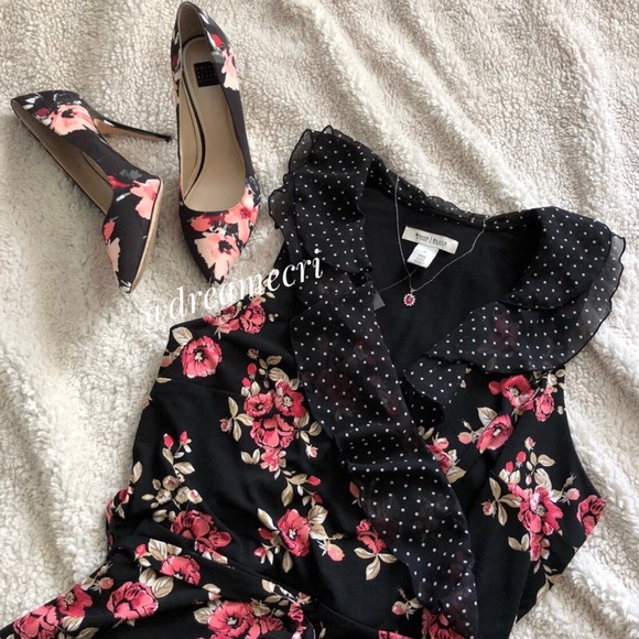 White House Black Market Dresses & Skirts - WHBM Dress and Heels 👠